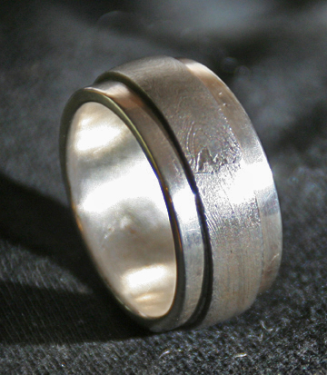 Damascus Channel Ring_web copy